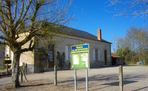 Mairie Montaron