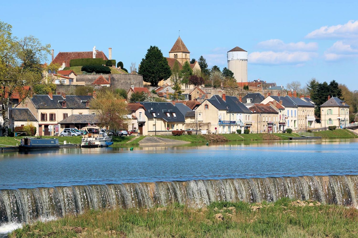 Cercy-la-Tour